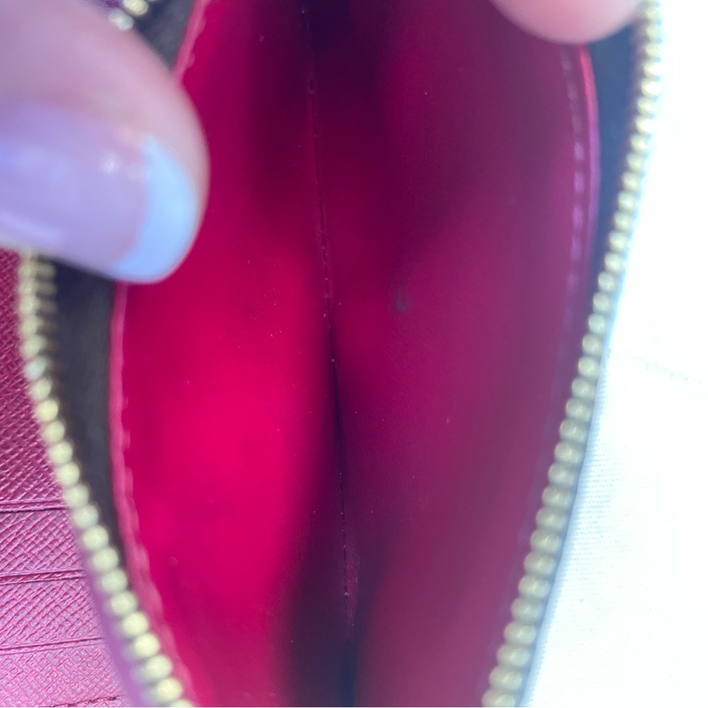 SOLD Louis Vuitton Victorine Monogram Wallet - Picture 11 of 16